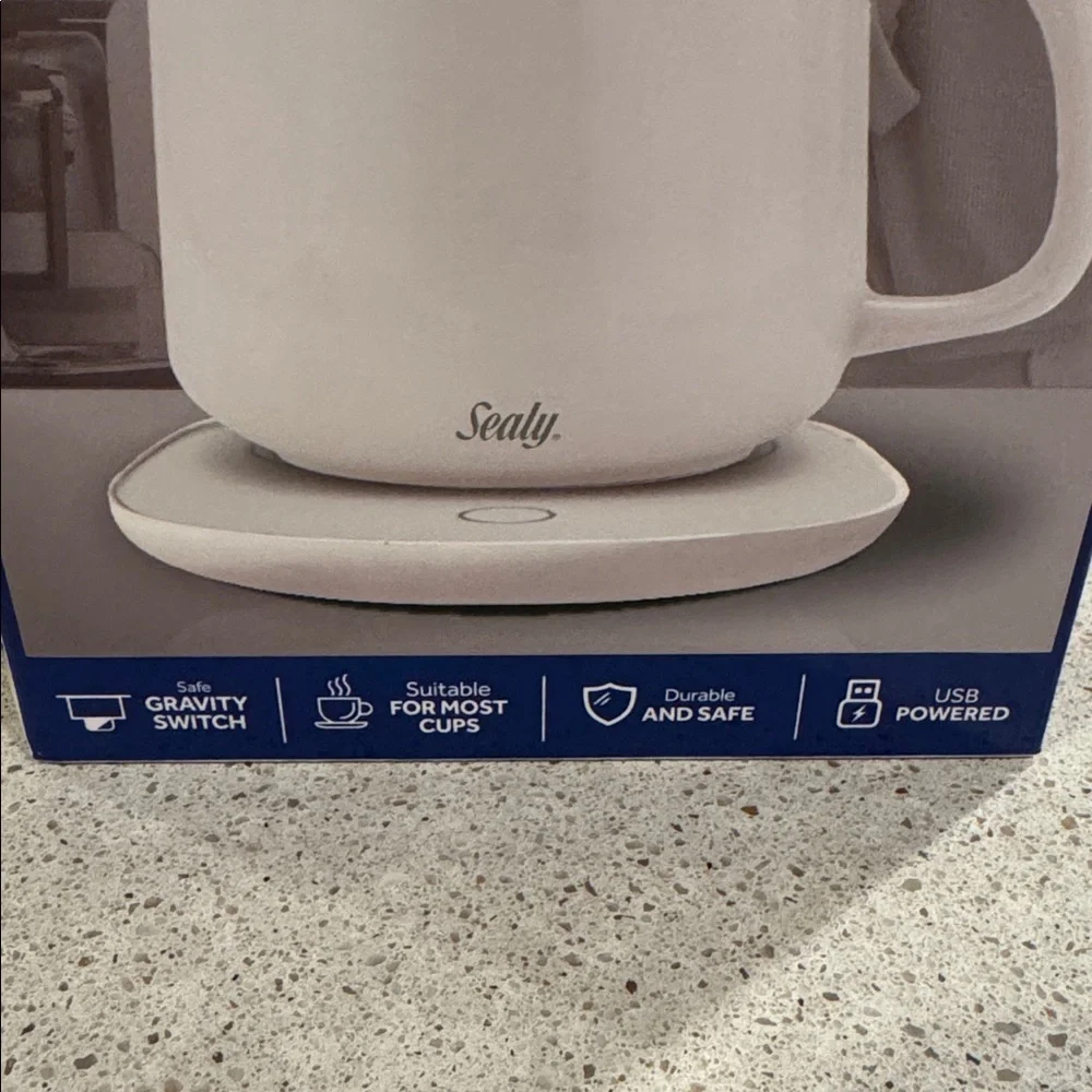 Sealy White Mug Warmer with Coffee Mug